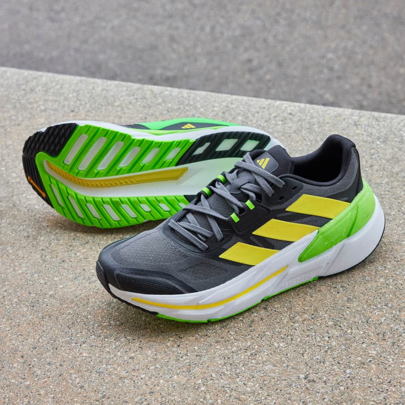 adidas 发布全新 ADISTAR CS 跑鞋