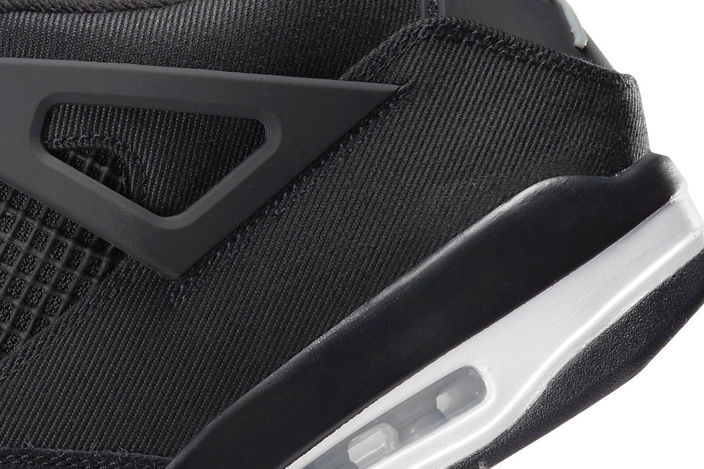 Air Jordan 4 最新配色「Black Canvas」官方圖释出