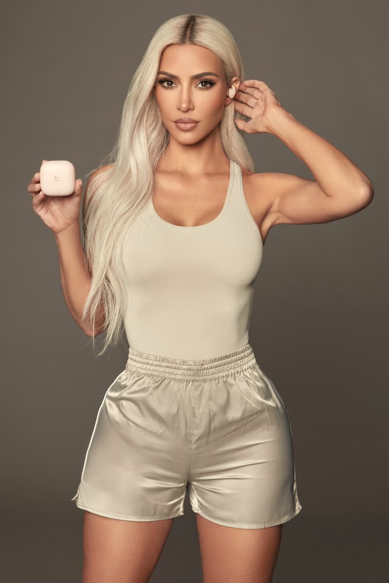 Beats 携手 Kim Kardashian 推出全新 Beats Fit Pro 真无线耳机