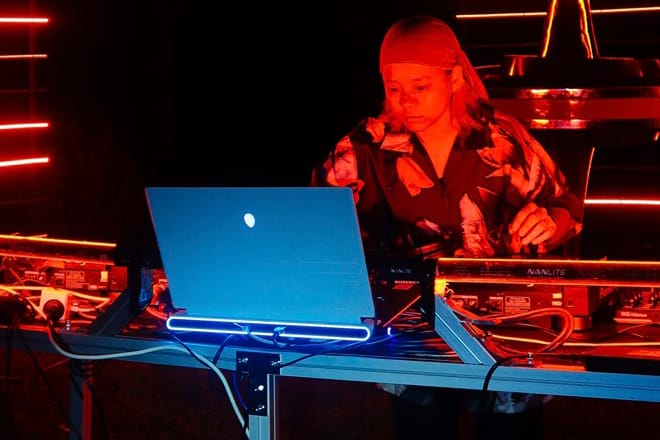 ALIENWARE 携手数字艺术工作室顽猴打造概念纪录片