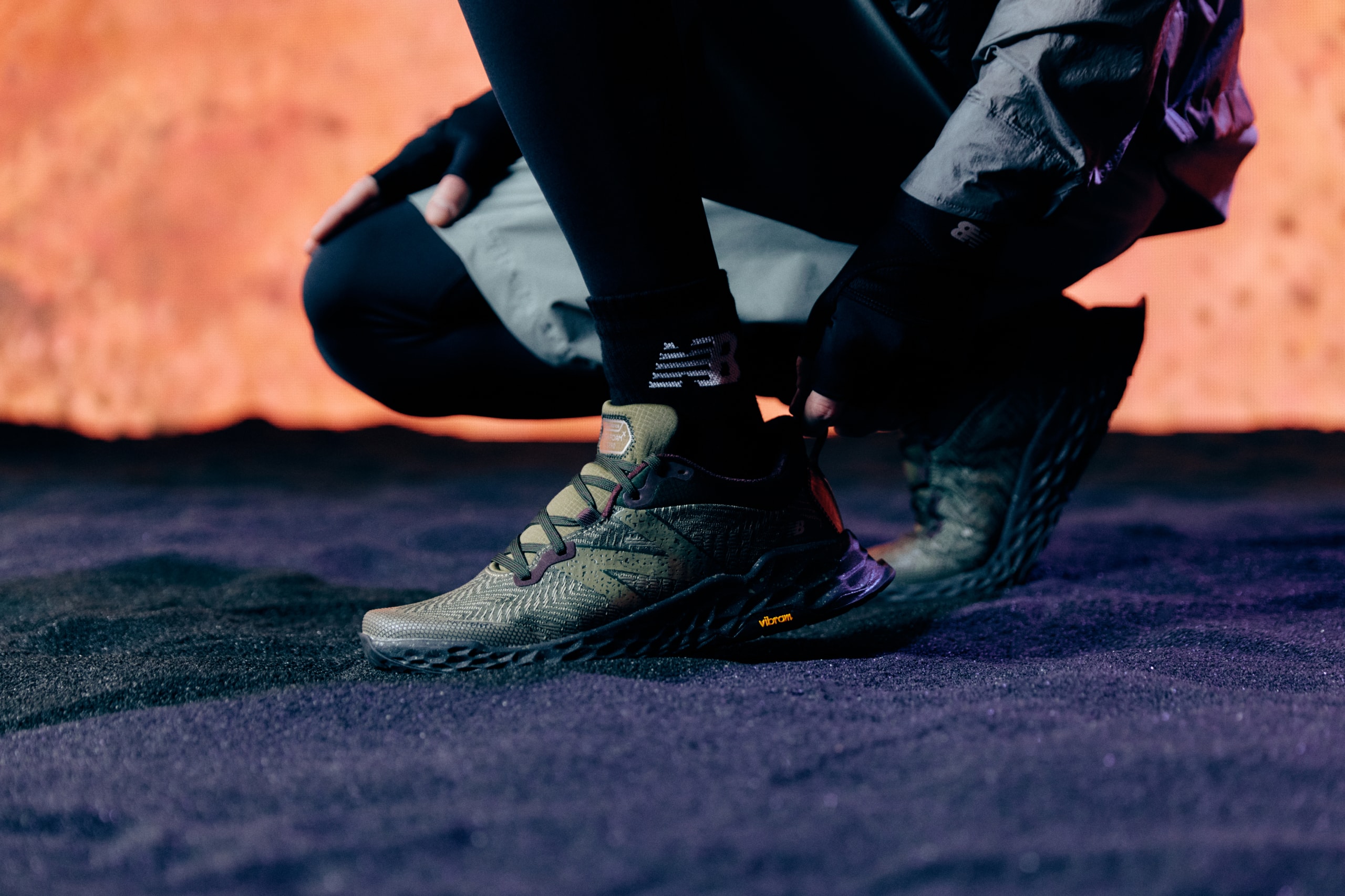 New Balance 携手 EASTLOGUE 推出 Fresh Foam Hierro v6 联名鞋款