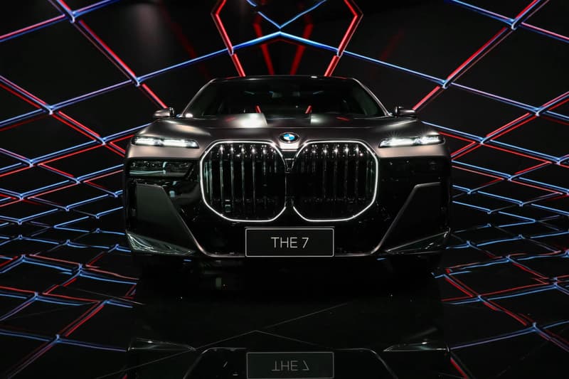 创新 BMW i7 领衔，全新 BMW 7 系纯电动旗舰阵容全球首发