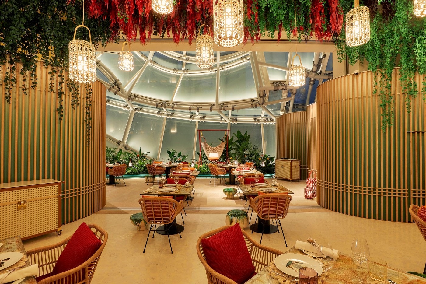 Louis Vuitton 攜手米其林主廚 Alain Passard 于首爾開設全新期間限定餐廳
