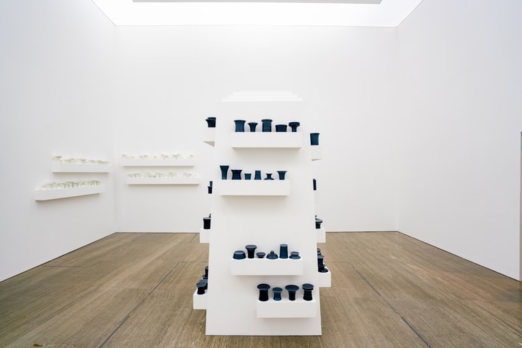 走进复兴艺术中心举办「刘建华:形而上器」个展