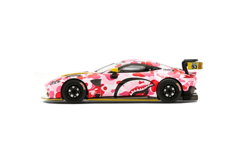 BAPE® x ASTON MARTIN GT3 联名模型车即将登场