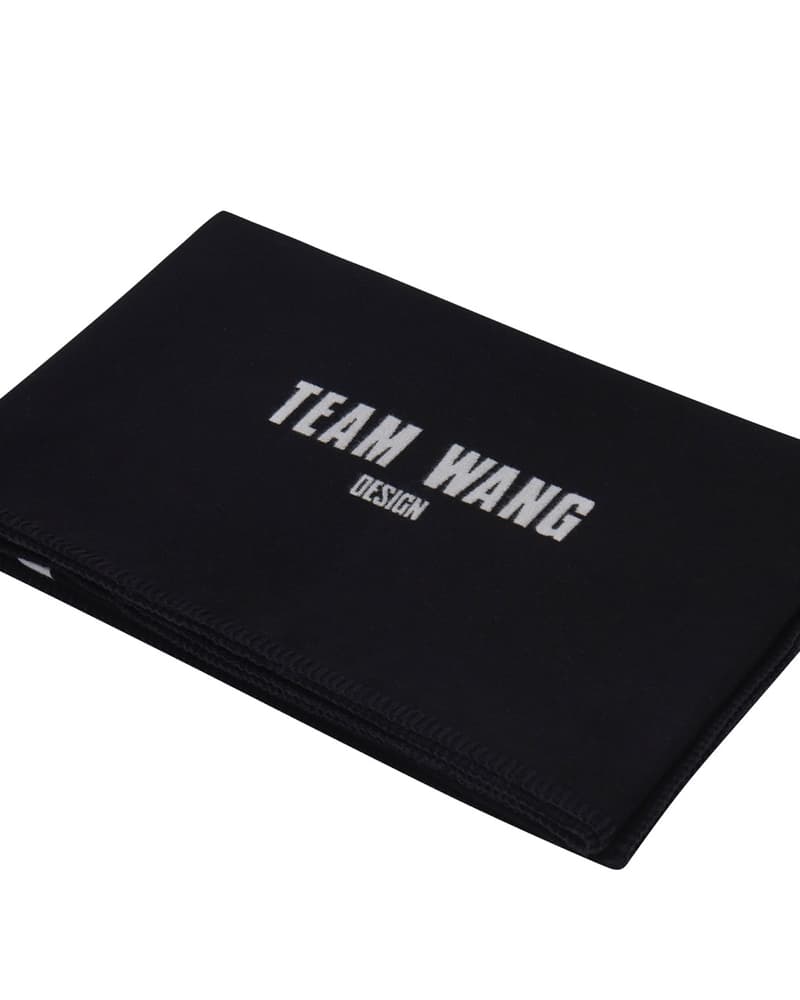 TEAM WANG design 全新 SPARKLES 「KNOCK KNOCK」正式登场