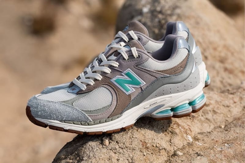 atmos x New Balance M2002RAM「OASIS」全新联乘鞋款正式发布