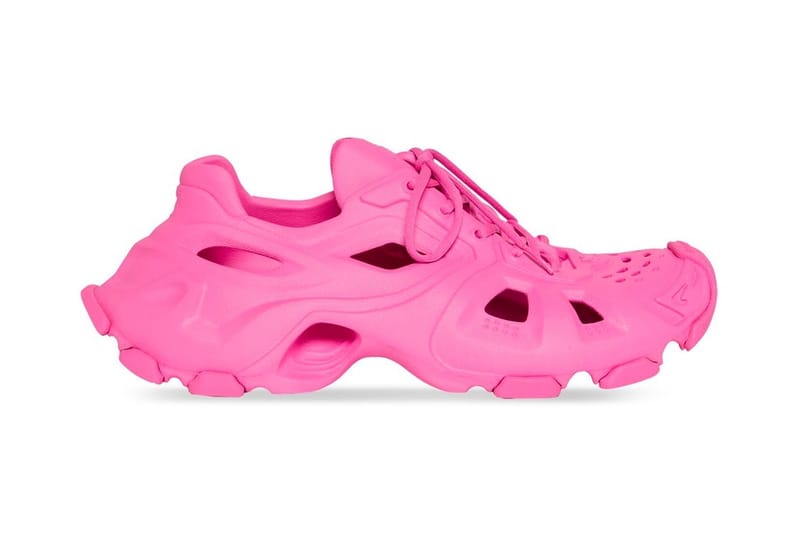 Balenciaga 2022 冬季 360° 系列鞋款「HD Sneaker」粉色迭代登場