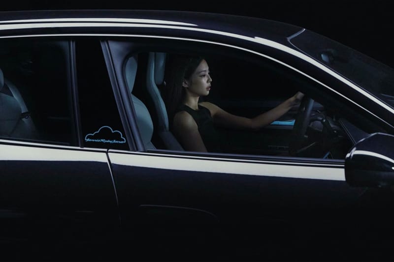 BLACKPINK Jennie 攜手 Porsche 打造訂製 Taycan 4S Cross Turismo