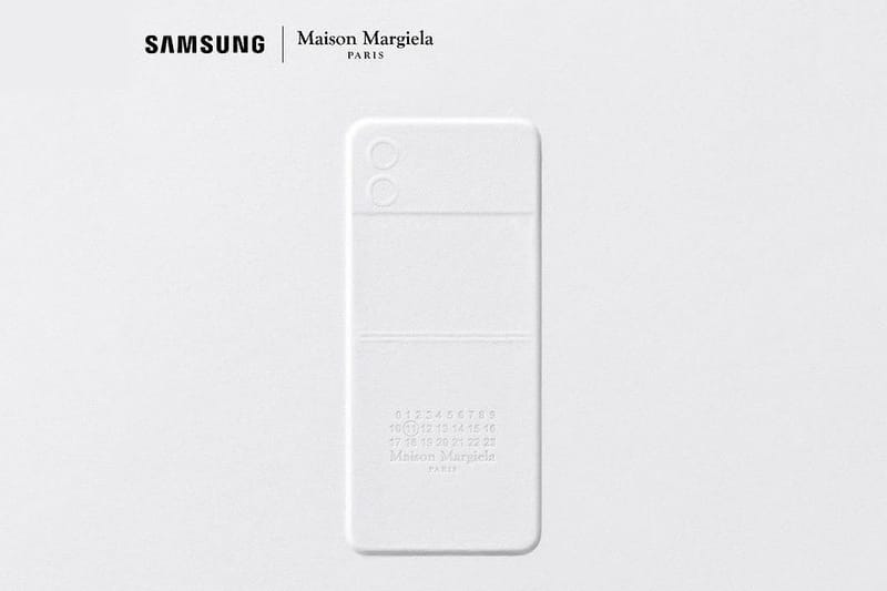 Samsung 预告将携手 Maison Margiela 推出全新折叠手机 Galaxy Z Flip 4 特别版