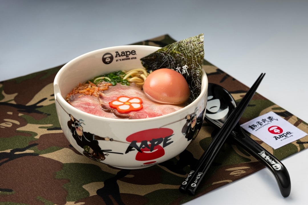 AAPE 携手日本拉面食店MENYA MUSASHI 推出联名系列| Hypebeast