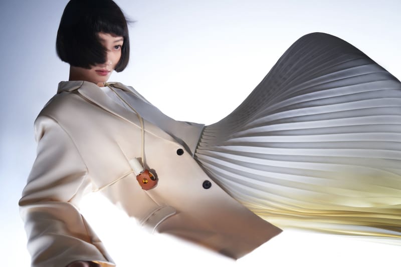 化身潮流单品，路易十三以先锋态度演绎当代精神