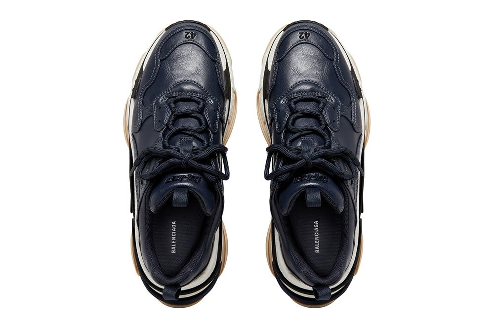 Balenciaga 推出要價 $1,150 美元「Leather-free」迭代 Triple S 鞋款