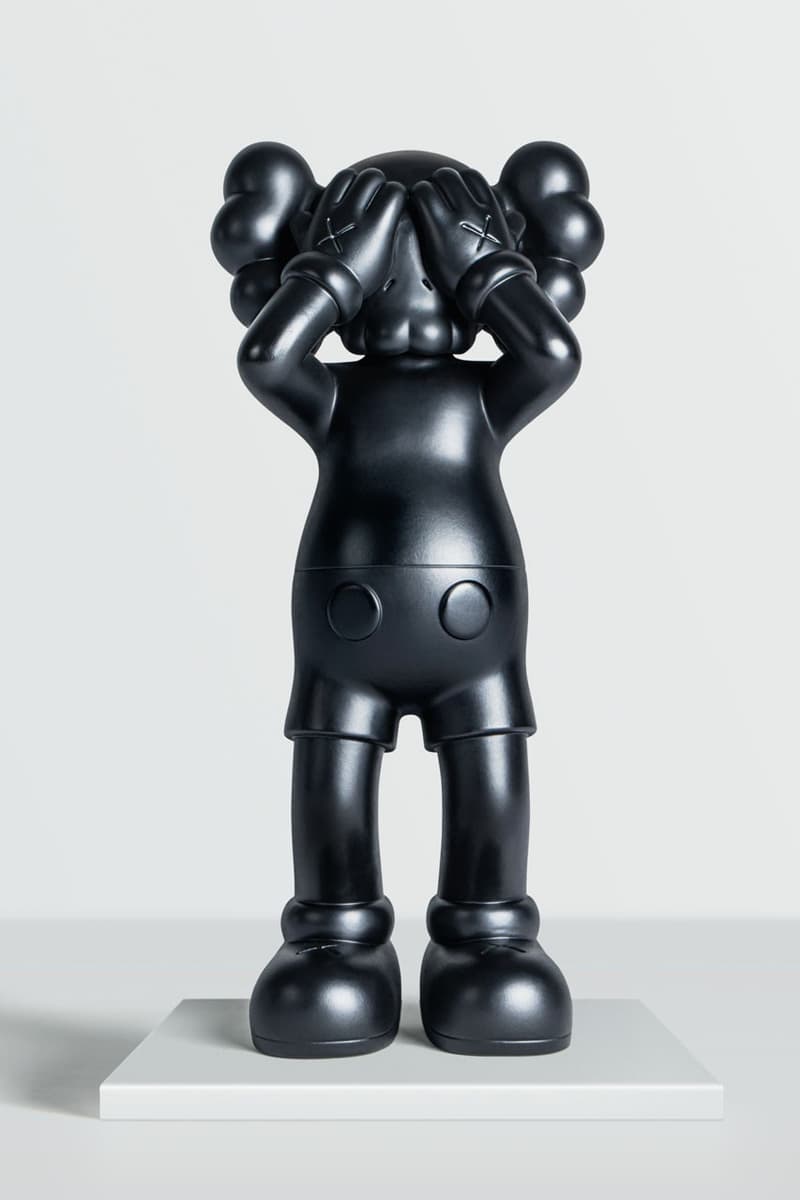 KAWS 推出全新铜像雕塑《KAWS BRONZE EDITIONS》