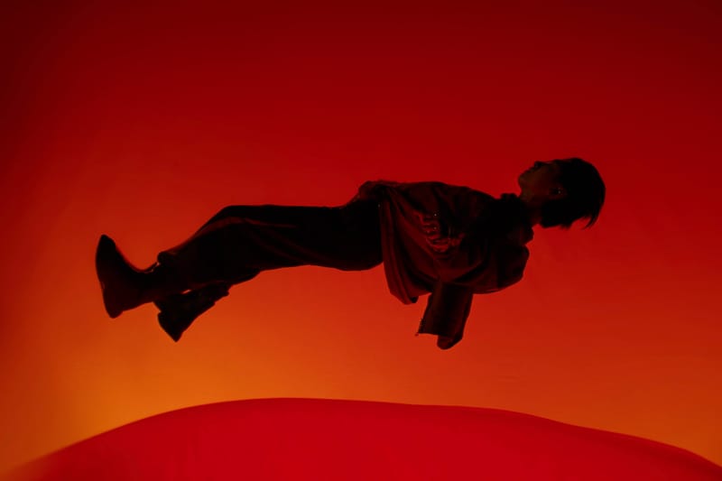 FOSS 发布 2023 春夏概念短片「我」I • Me • Myself