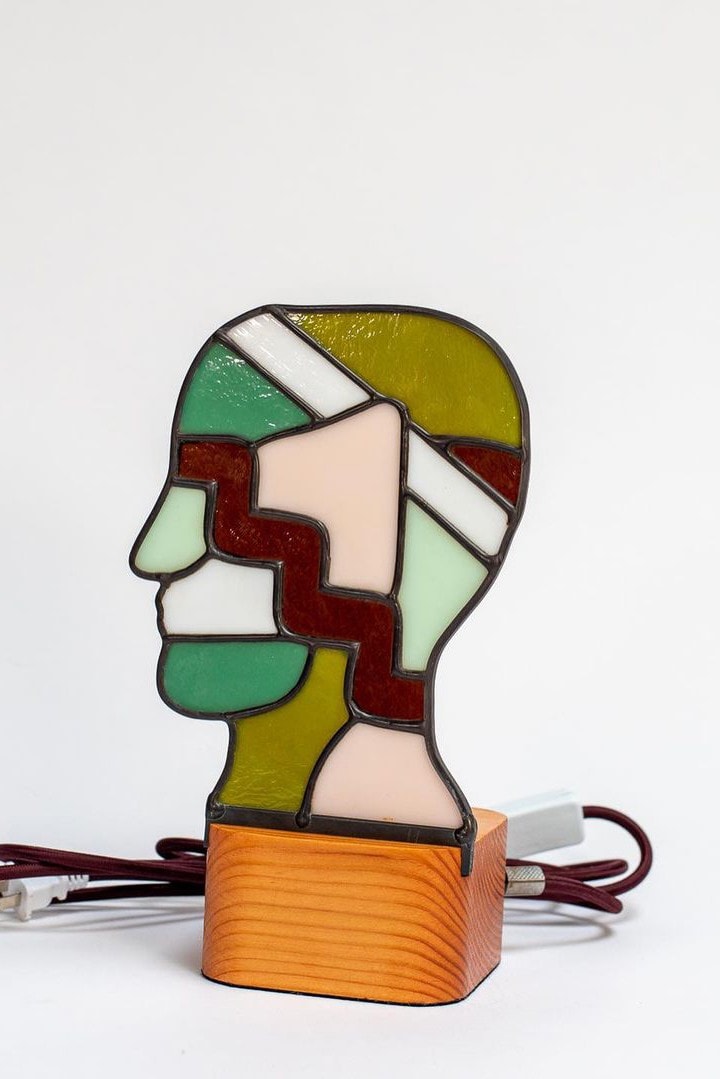 Brain Dead 携手艺术家 Kerbi Urbanowski 推出彩绘玻璃台灯