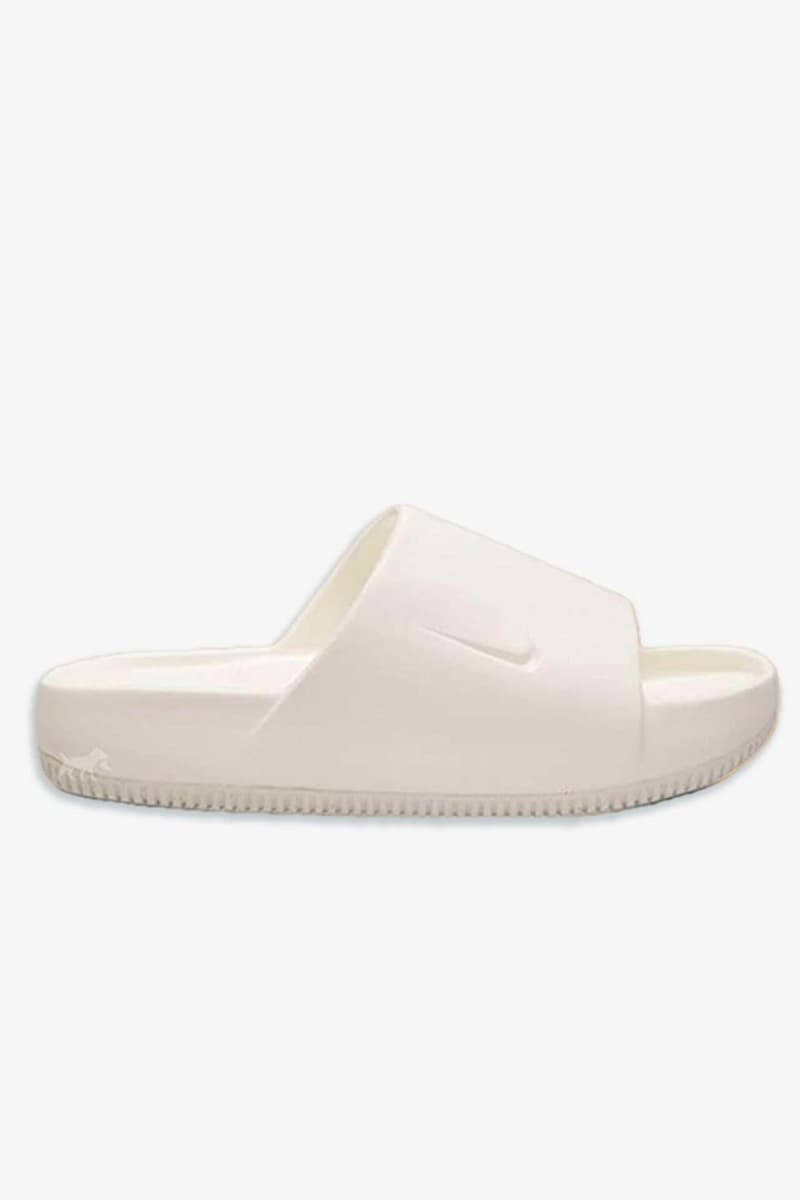 Nike 全新橡膠拖鞋 Calm Slide 率先亮相