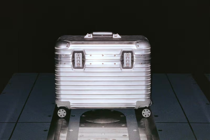 RIMOWA 正式推出全新 Original Pilot 登機箱