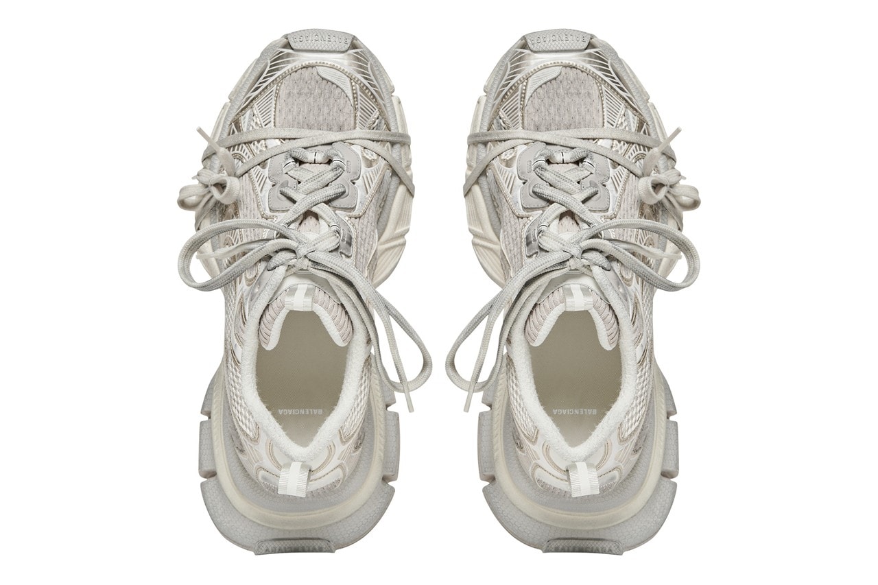 Balenciaga 2023 春夏系列全新運動鞋款「3XL Trainers」正式登場