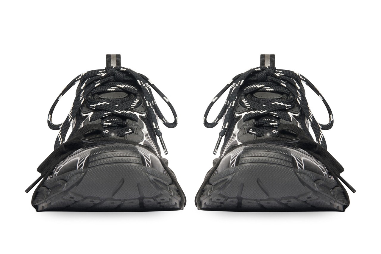 Balenciaga 2023 春夏系列全新運動鞋款「3XL Trainers」正式登場