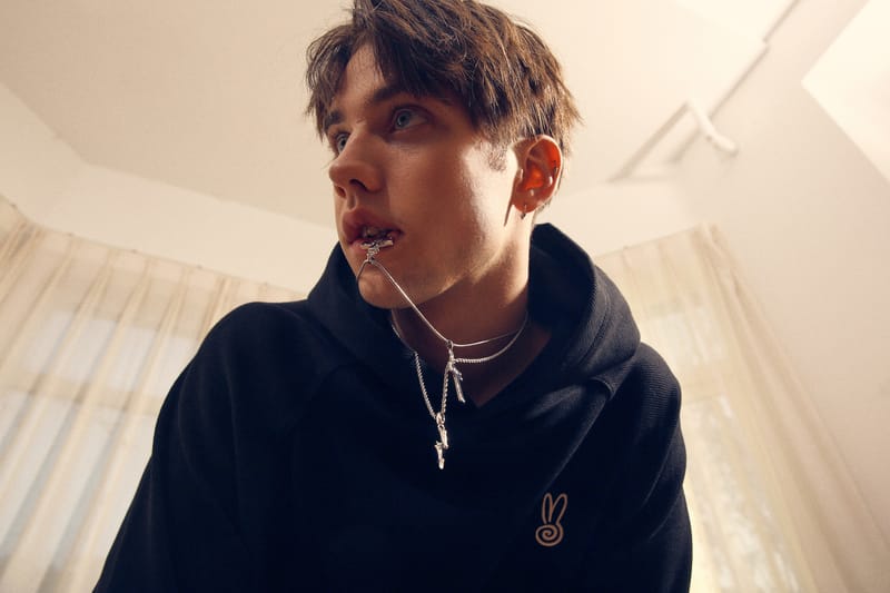 RickyisClown 释出 2023 春夏「Rifi BAD BUNNY S1E1」系列