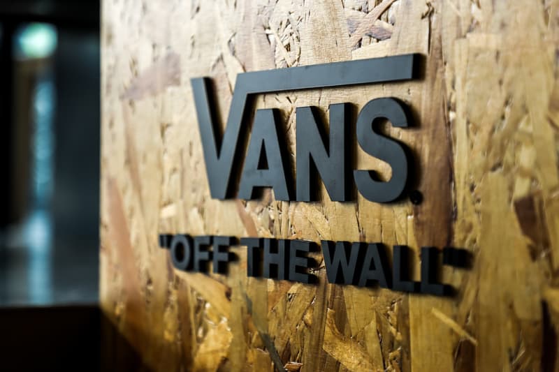 Vans 携手奇点计划® 于奇点艺术节上海站开设「不设限就无限」特展