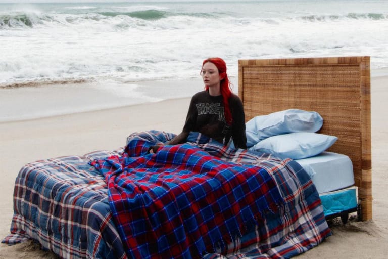 Heaven by Marc Jacobs 正式發佈取材經典電影《Eternal Sunshine of the Spotless Mind》最新形象廣告