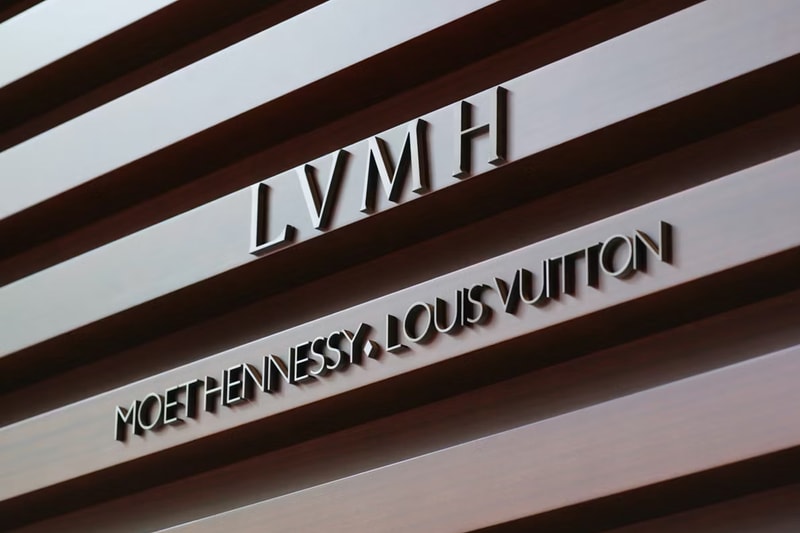 LVMH 巴黎总部大楼遭抗议人士集体闯入