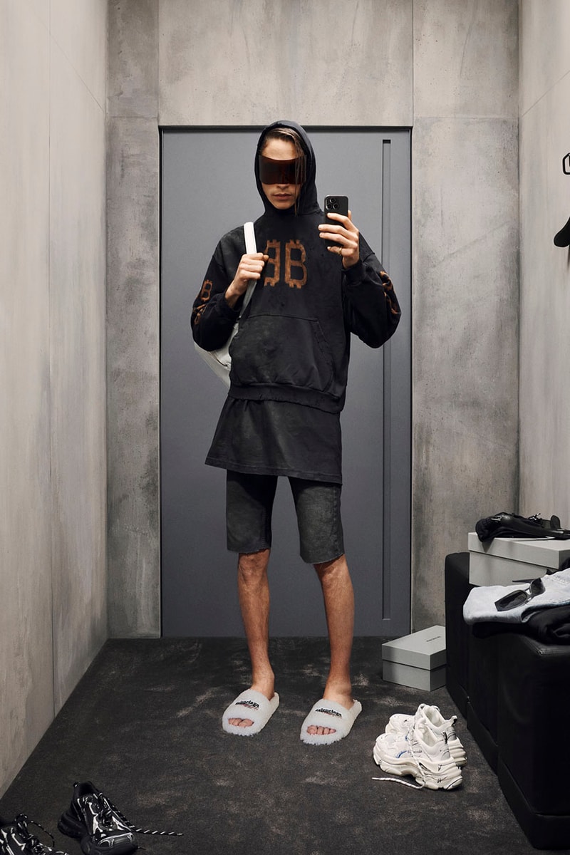 Balenciaga 正式發佈 2023 早秋系列 Lookbook