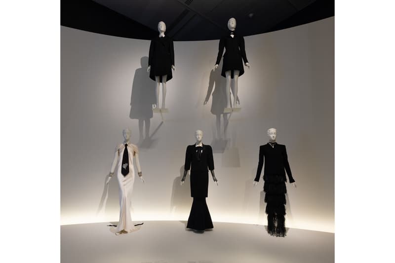 率先走進紐約大都會博物館《Karl Lagerfeld: A Line of Beauty》回顧展覽