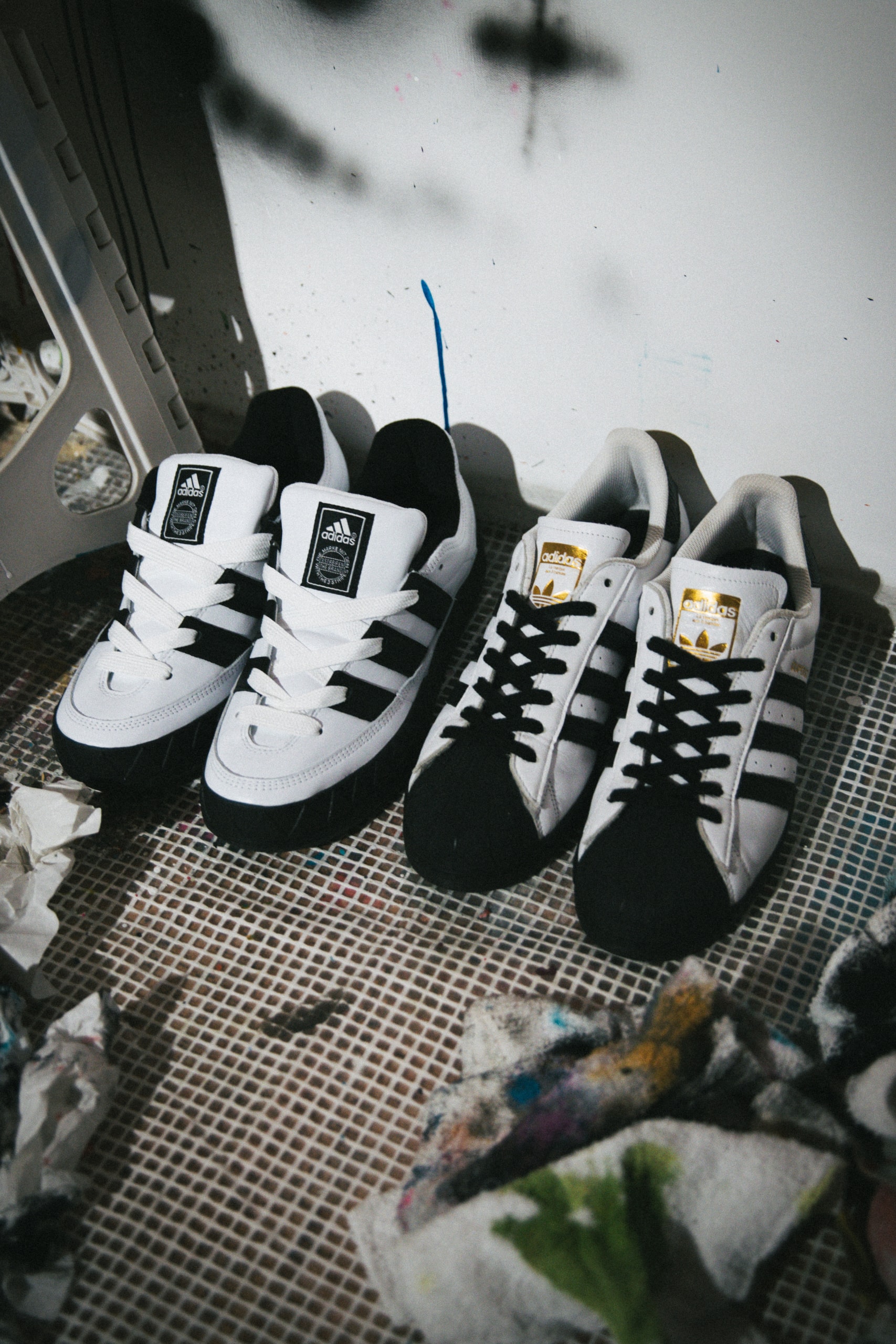 adidas Originals 携手 atmos 打造 ADIMATIC「HOMMAGE」联名鞋款