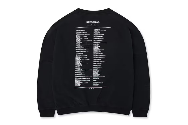 Raf Simons 正式推出 2023 春夏系列纪念开襟衫「Tour Cardigan」