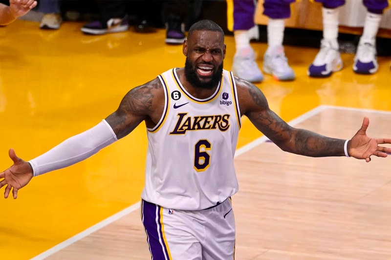 难堪三连败!LeBron James 首次于总冠军赛前面临系列赛 0-3 的困境 难堪三连败!LeBron James 首次于总冠军赛前面临系列赛 0-3 的困境
