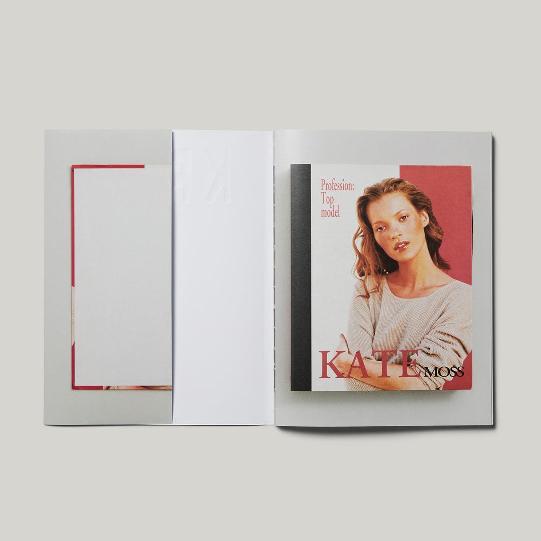 Bottega Veneta 為致敬 Kate Moss 特別敬獻 2023 春夏品牌季刊