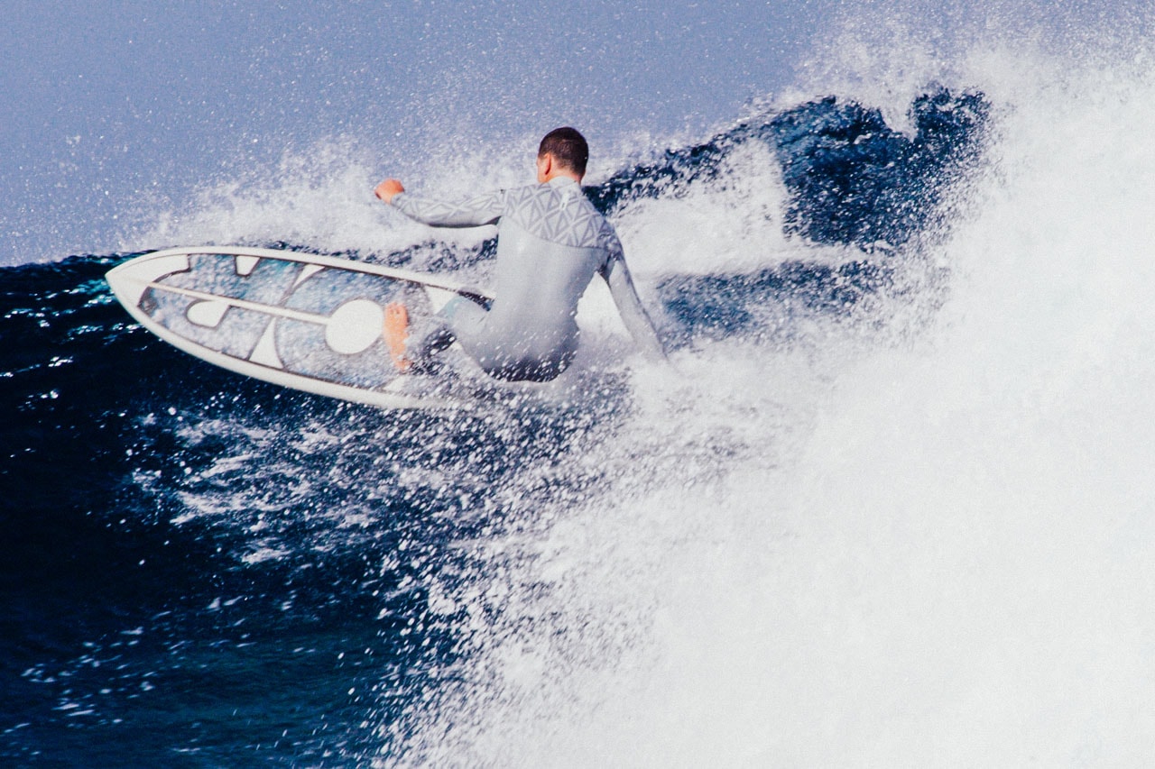 Dior 攜手衝浪品牌 Vissla 推出要價 $3,300 美元聯名潛水服