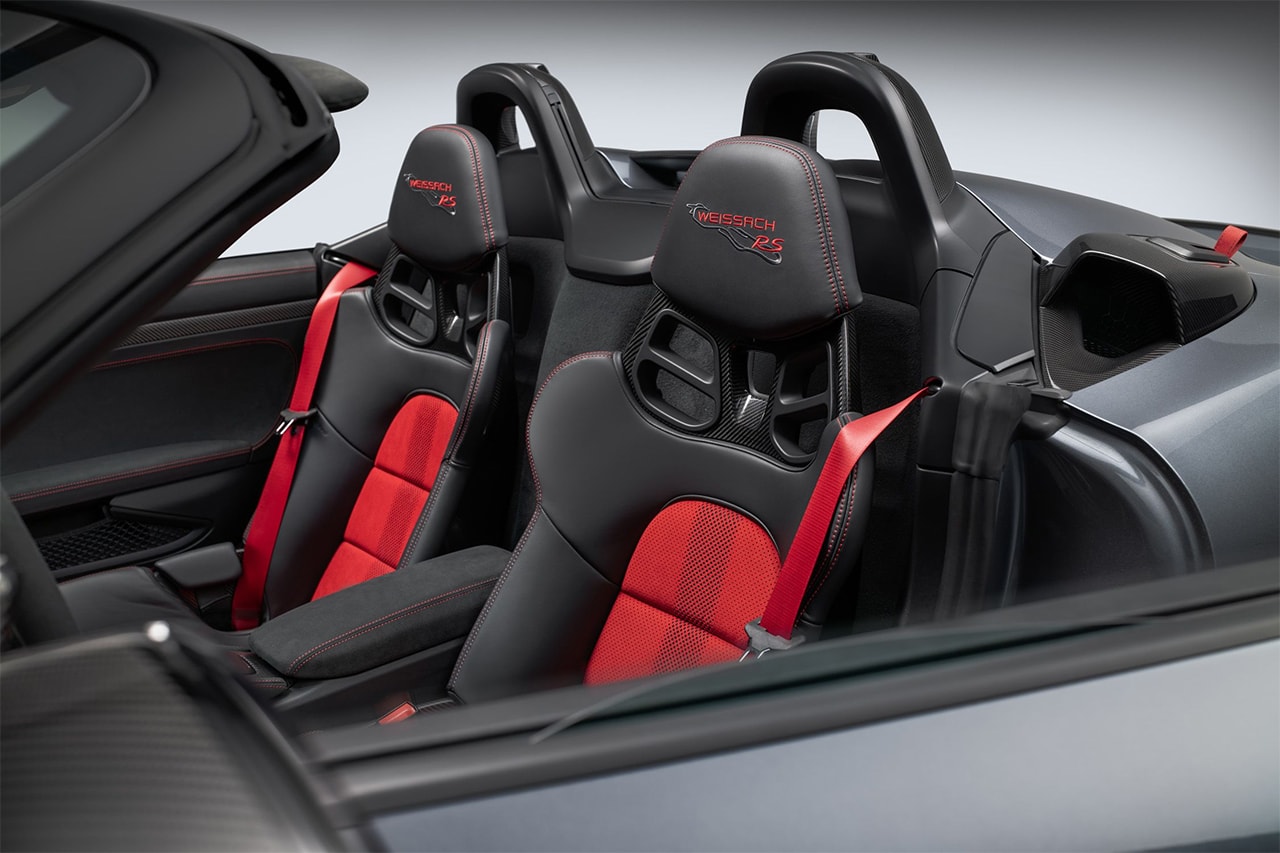 Porsche 正式發表全新 2024 718 Spyder RS
