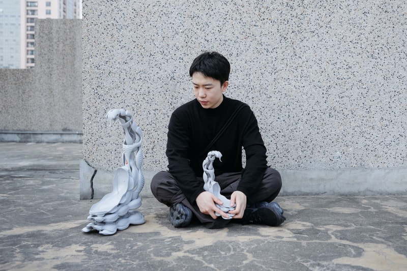 新锐艺术家 Yang 分享 Air Max Scorpion 球鞋雕塑创作故事 | Sole Mates 新锐艺术家 Yang 分享 Air Max Scorpion 球鞋雕塑创作故事 | Sole Mates