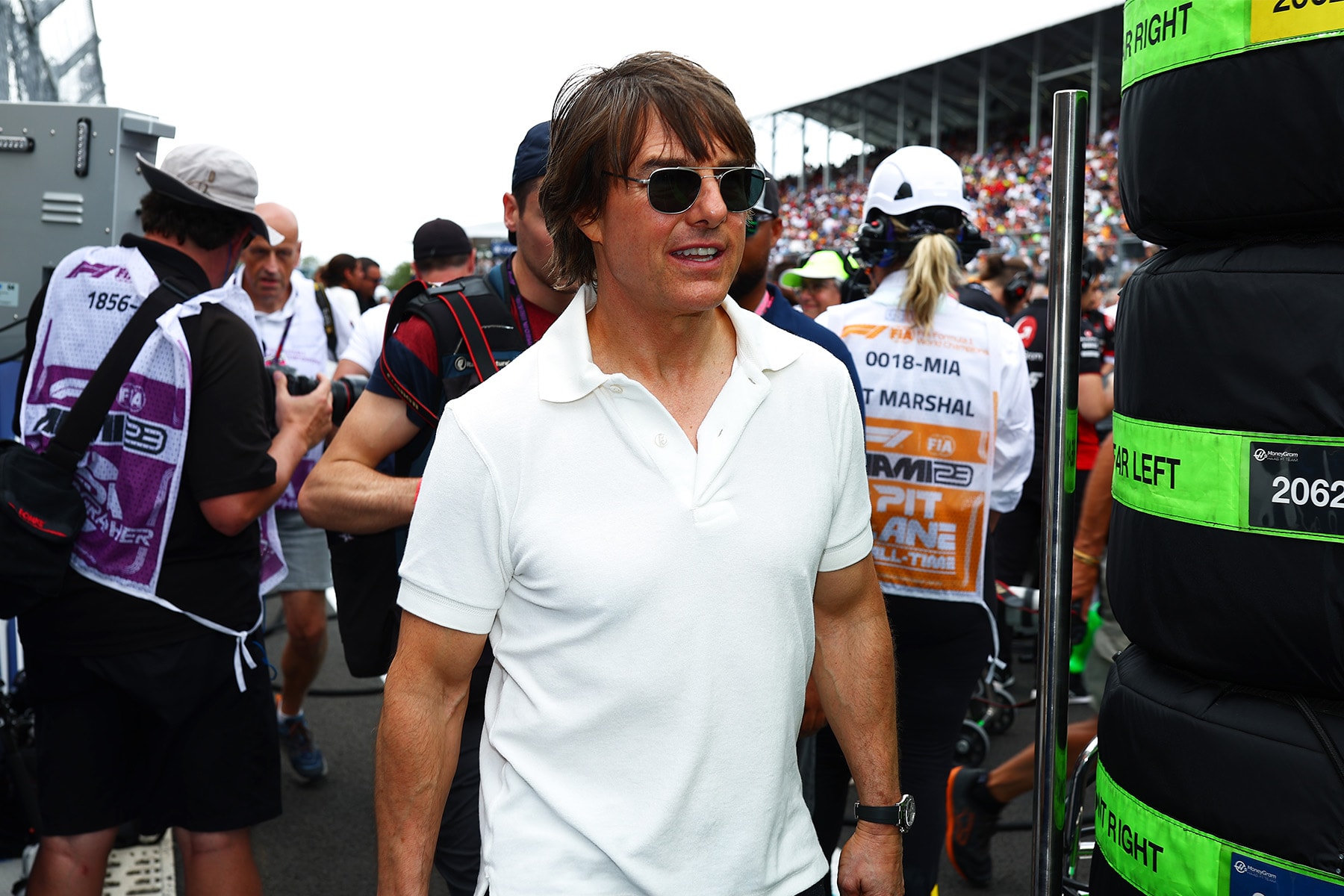 Tom Cruise 配戴「隕石面」Rolex Daytona 錶款現身 Formula 1 邁阿密大獎賽