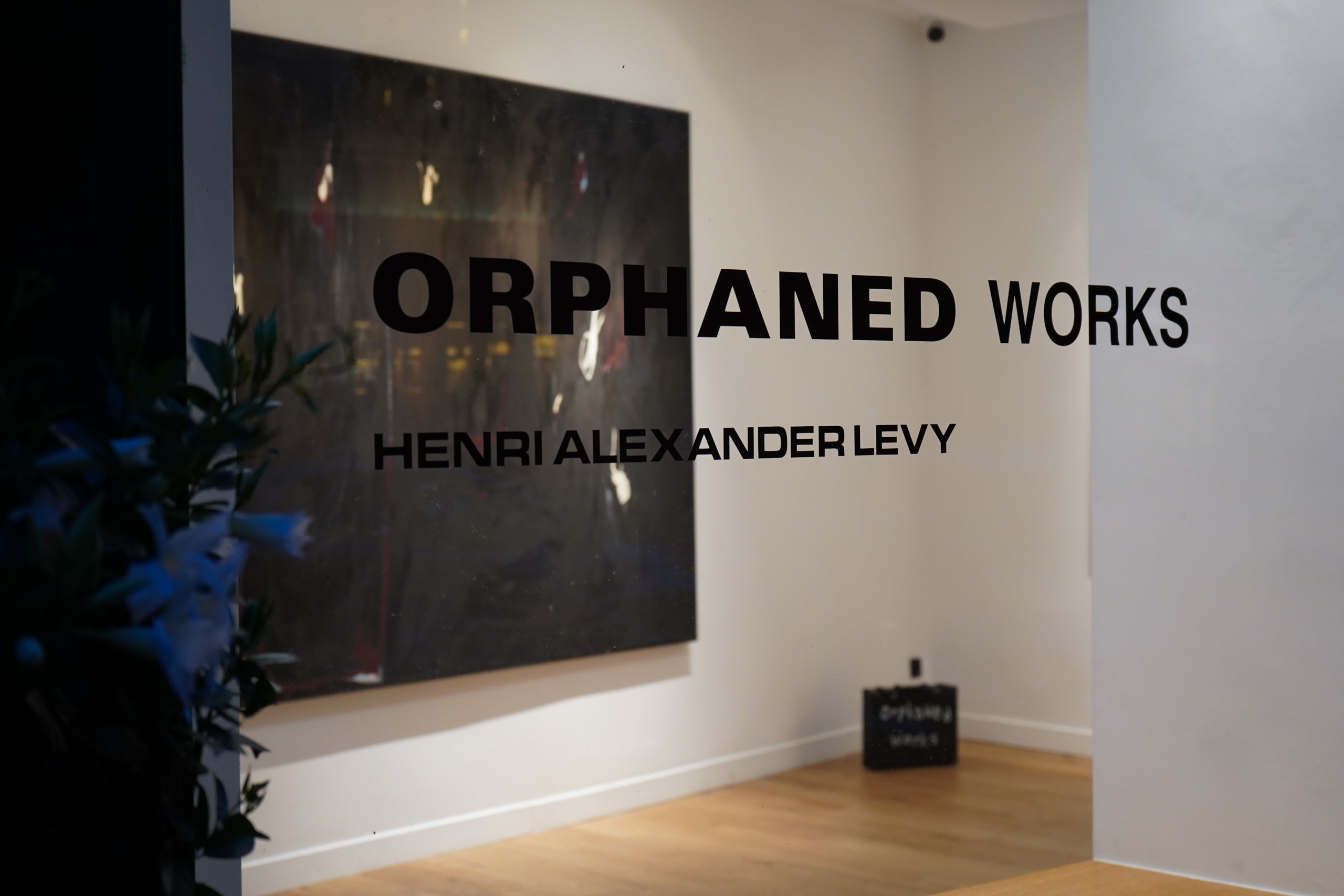 走进设计师 Henri Alexander Levy 「Orphaned Works」巴黎时装周个展