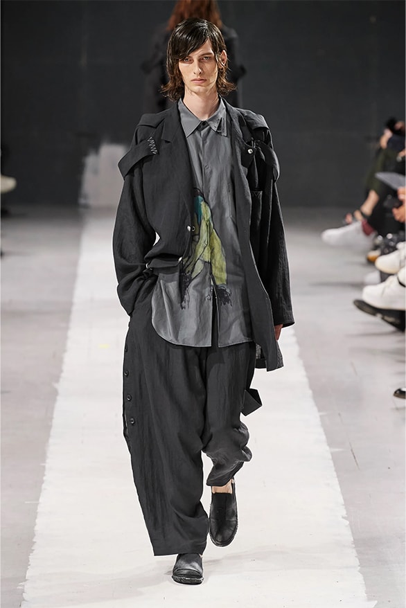 Yohji Yamamoto 正式发布2024 春夏男装系列大秀