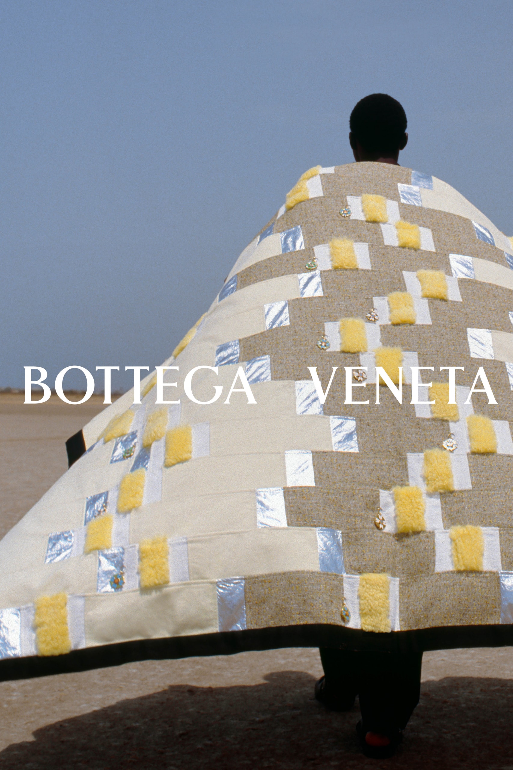 BOTTEGA VENETA 支持《AIR AFRIQUE》杂志发行并展开独家合作