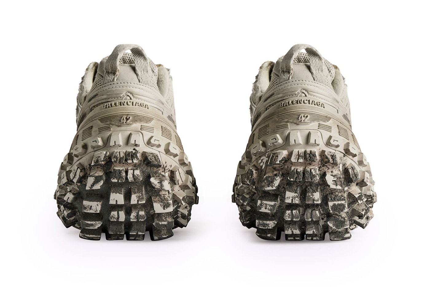 Balenciaga Defender 最新泥濘版本鞋款正式上架