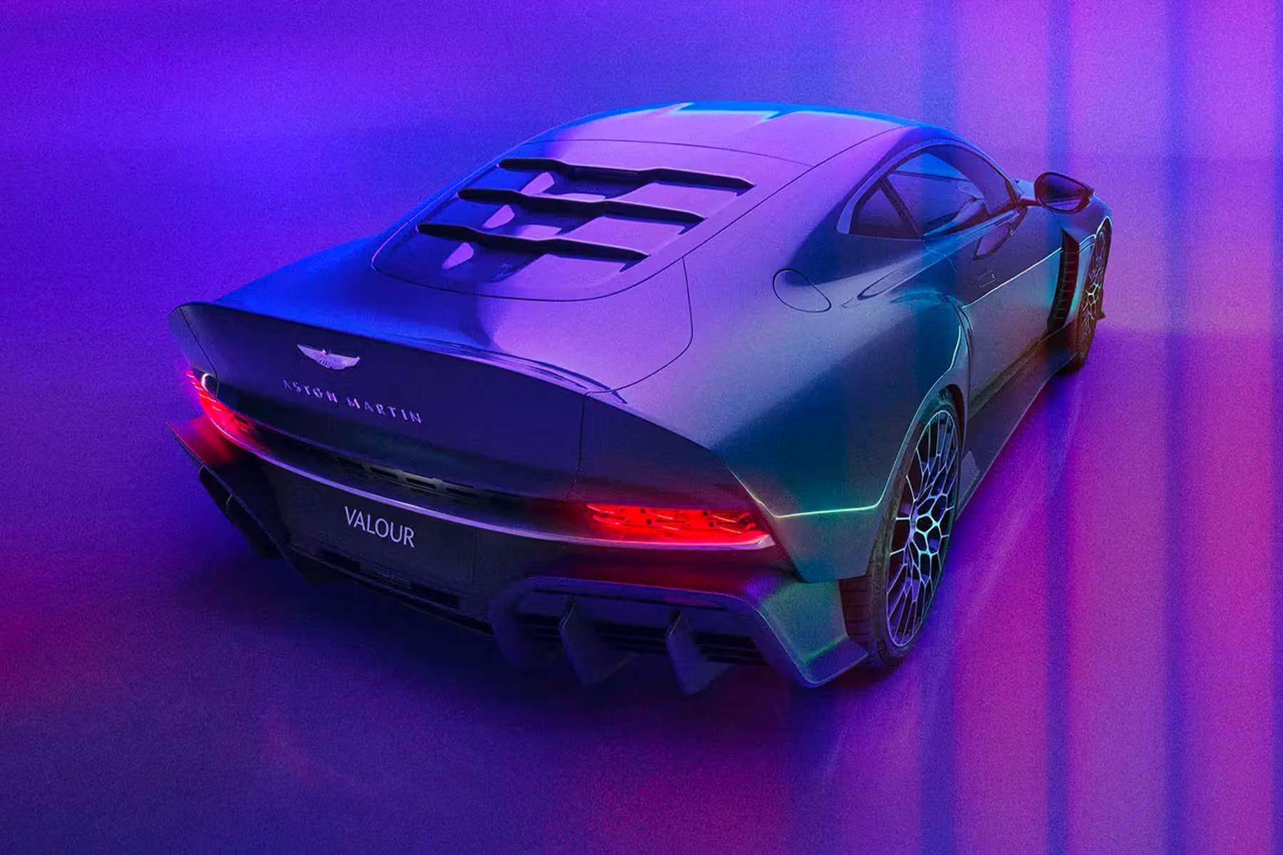 Aston Martin 正式發表全新 V12 超跑車型 Valour