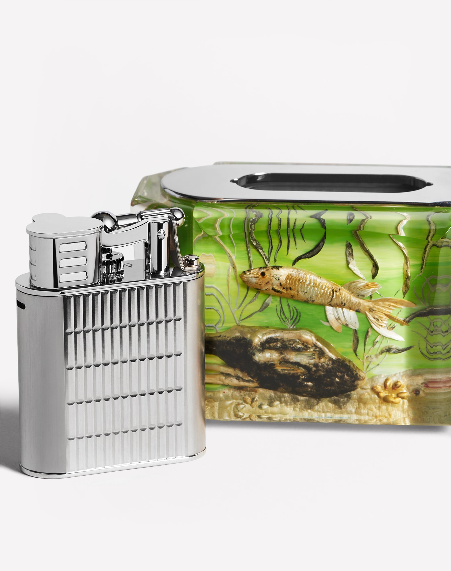 dunhill 推出全新 Aquarium 台式打火机