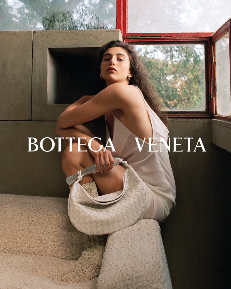 BOTTEGA VENETA 发布 2023 冬季系列广告大片