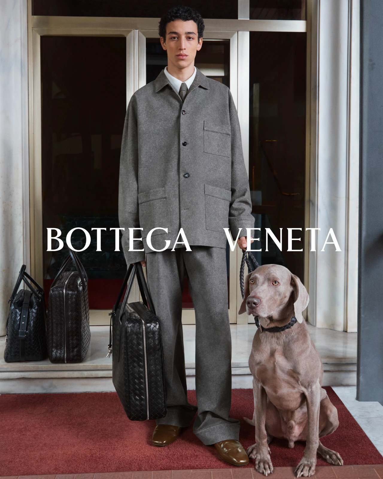 BOTTEGA VENETA 发布 2023 冬季系列广告大片