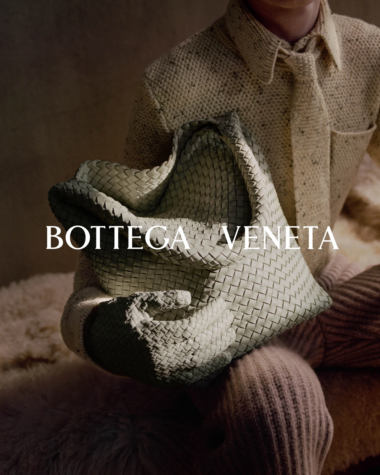 BOTTEGA VENETA 发布 2023 冬季系列广告大片