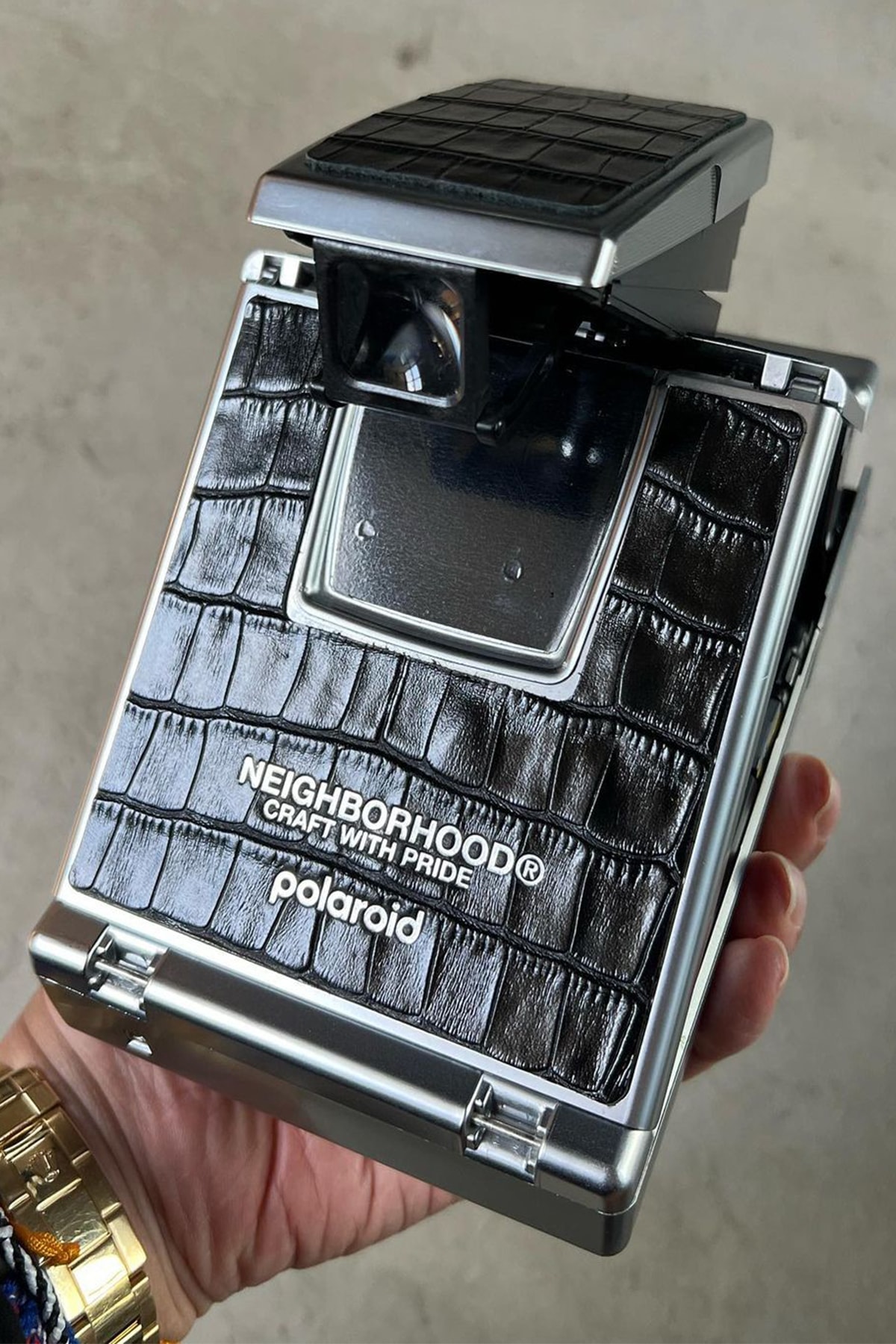NEIGHBORHOOD x Polaroid 聯名相機發售資訊正式公開