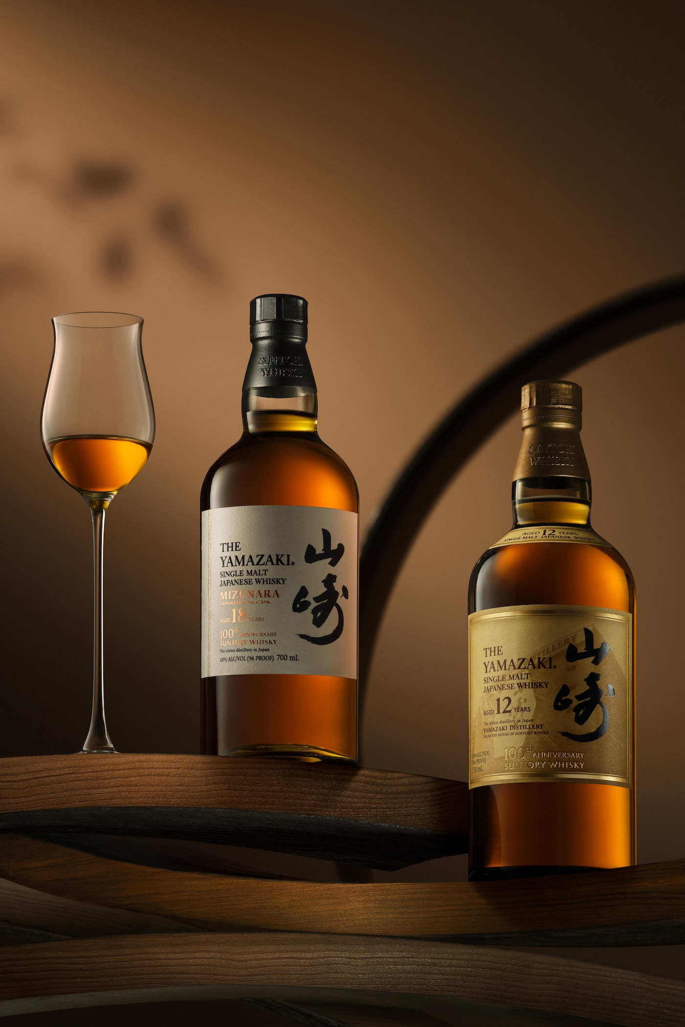 山崎推出 12 年和 18 年单一麦芽日本威士忌限定版