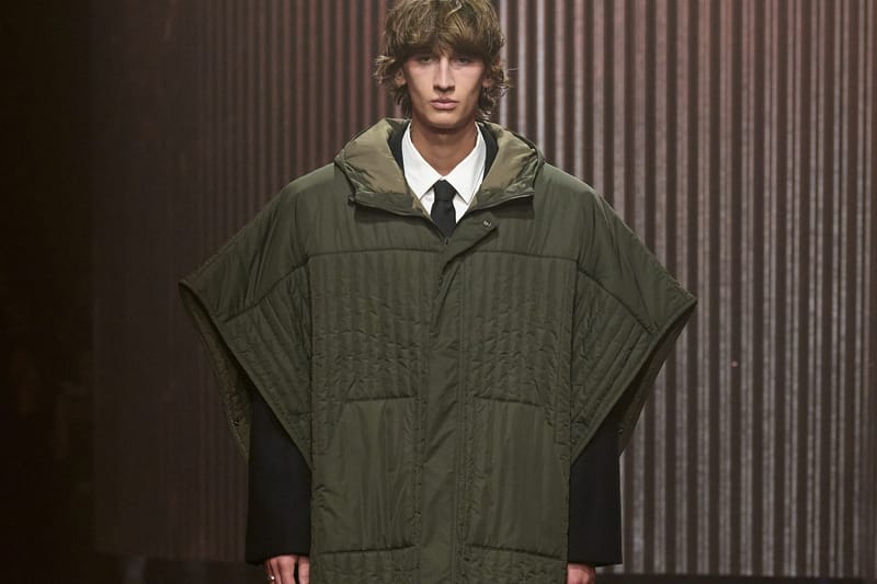 COS 于纽约时装周发布 2023 秋冬系列